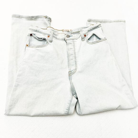 Levi's Ribcage Straight Ankle Light Wash Button Fly Ripped Denim Jeans Size 32 - Picture 5 of 8